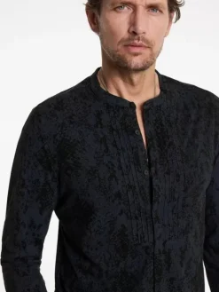 Shirts><noscript><img width=