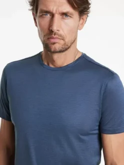 T-Shirts><noscript><img width=
