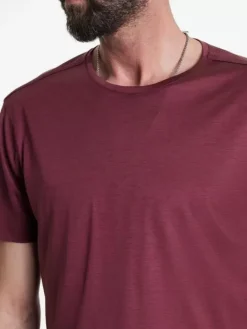 T-Shirts><noscript><img width=