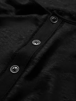 Henleys><noscript><img width=