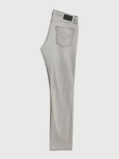 Jeans & Pants><noscript><img width=