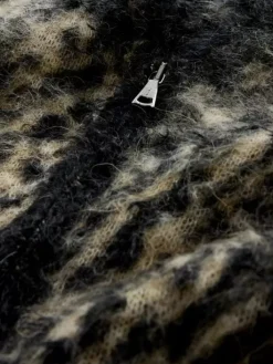 Sweaters><noscript><img width=