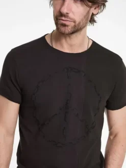 Graphic Tees><noscript><img width=