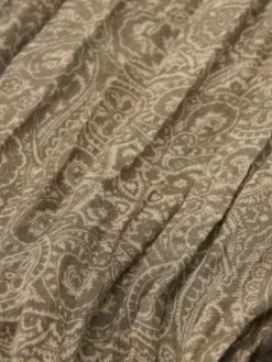 Scarves & Ties><noscript><img width=