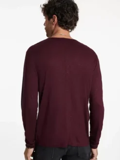 Henleys><noscript><img width=