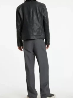 Jeans & Pants><noscript><img width=