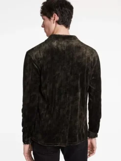 Shirts><noscript><img width=