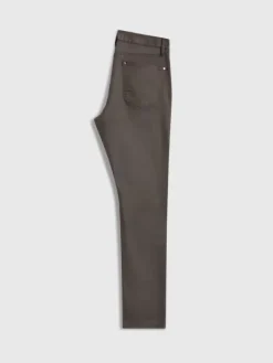 Jeans & Pants><noscript><img width=