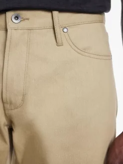 Jeans & Pants><noscript><img width=
