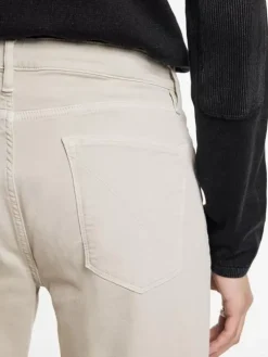 Jeans><noscript><img width=