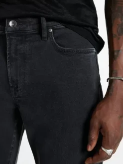 Jeans & Pants><noscript><img width=
