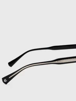 Eyewear><noscript><img width=