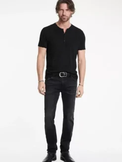 Henleys><noscript><img width=