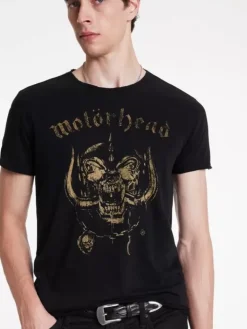 Graphic Tees><noscript><img width=