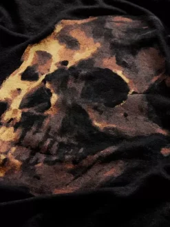 Graphic Tees><noscript><img width=