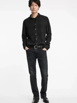 Shirts><noscript><img width=
