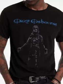 Graphic Tees><noscript><img width=