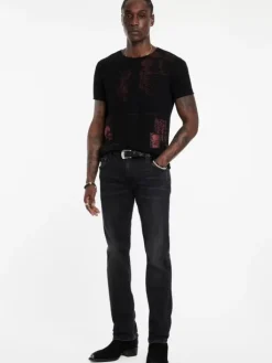 Graphic Tees><noscript><img width=