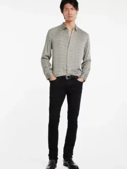 Shirts><noscript><img width=