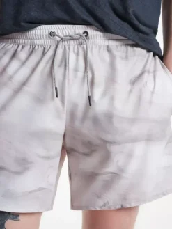 Jeans & Pants><noscript><img width=