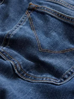 Jeans & Pants><noscript><img width=