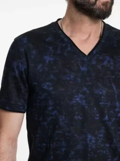 T-Shirts><noscript><img width=