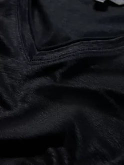 T-Shirts><noscript><img width=